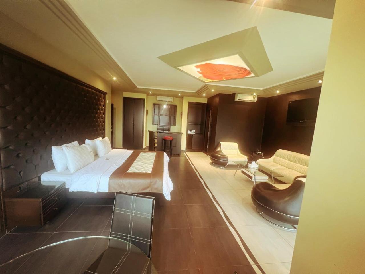 Dolls Hotel By Eurostars (Adults Only) Jounieh Exterior foto