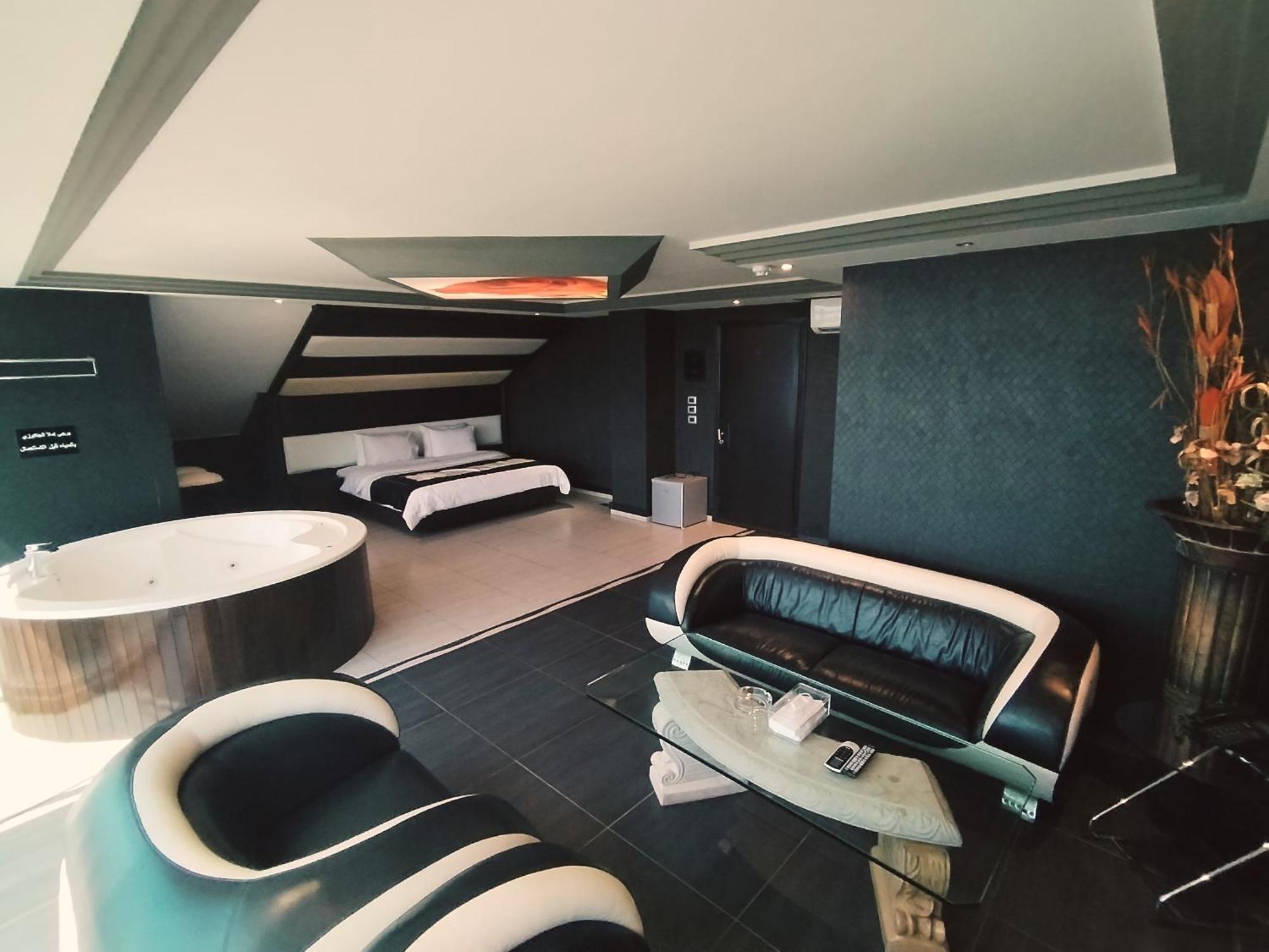 Dolls Hotel By Eurostars (Adults Only) Jounieh Exterior foto